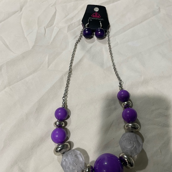 Jewelry - Picture 9 of 14